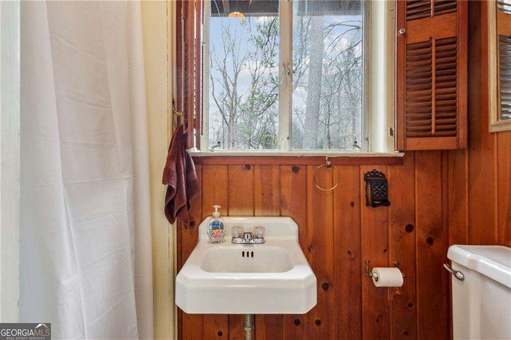 3781 Narmore Drive Atlanta - 22