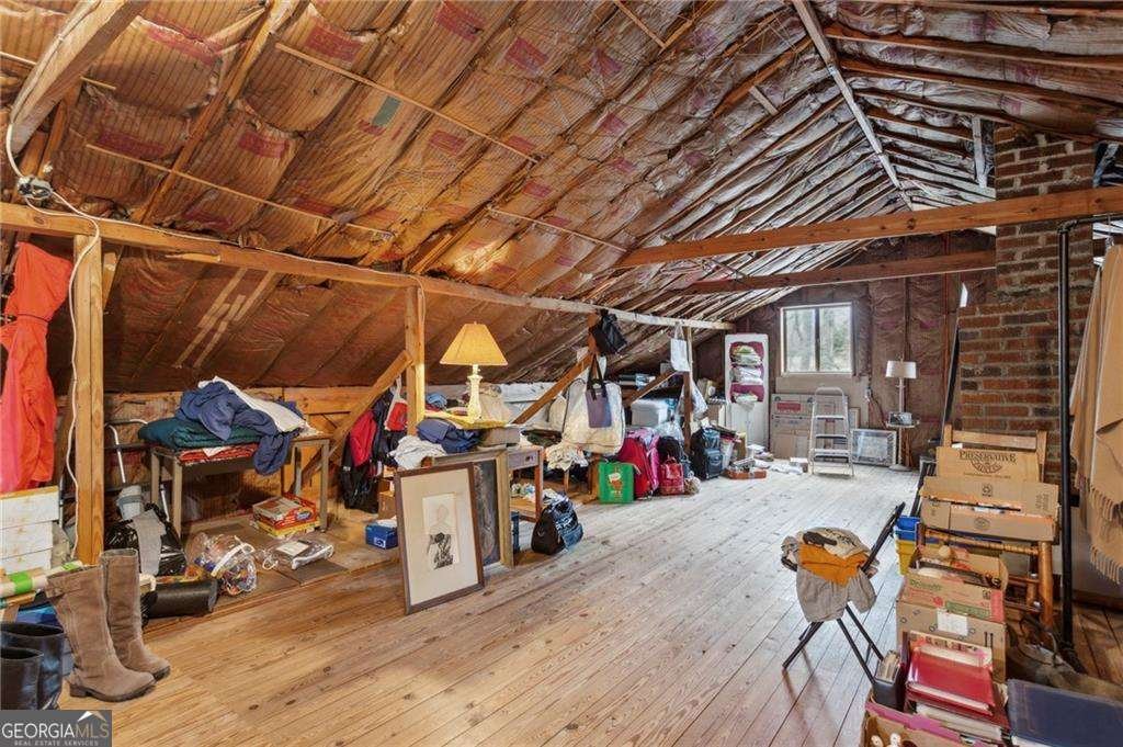 3781 Narmore Drive Atlanta - 33