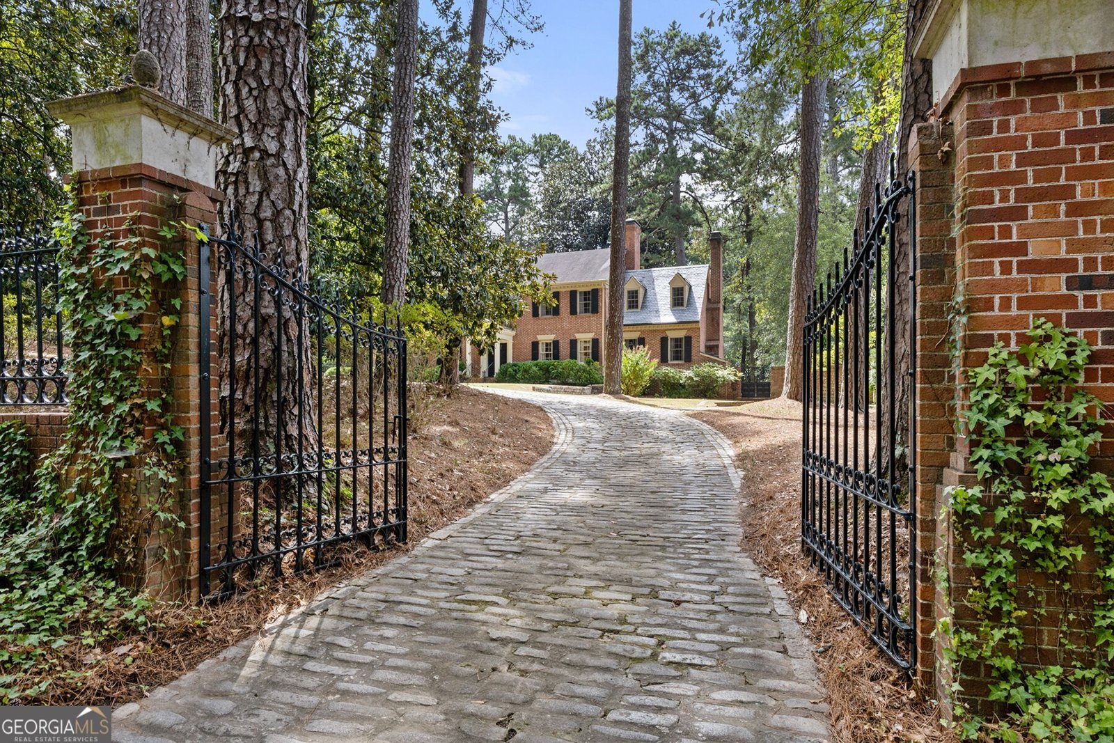 1790 Garraux Road Atlanta - 2