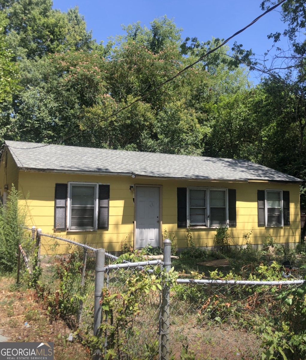 5746 Sterling Place Macon - 1