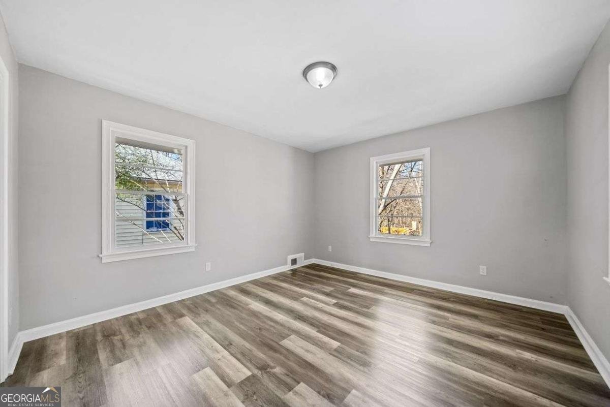 2131 BEN HILL Road Atlanta - 20