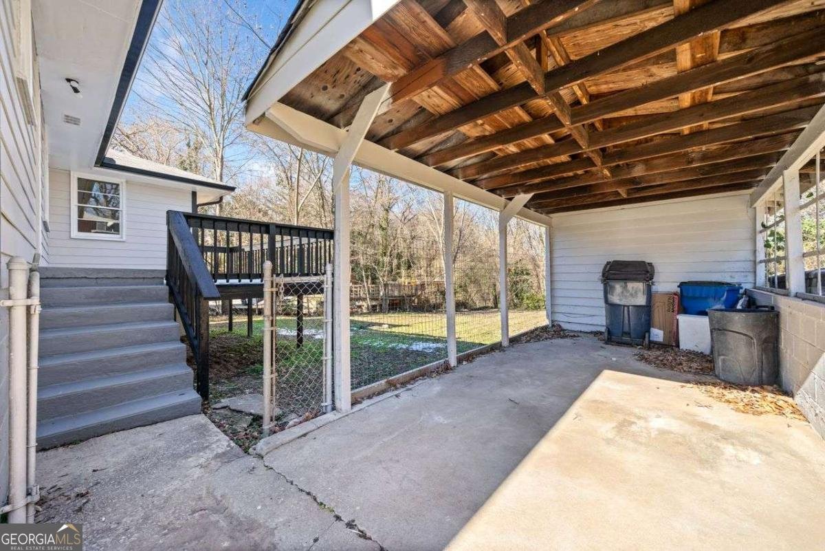 2131 BEN HILL Road Atlanta - 27