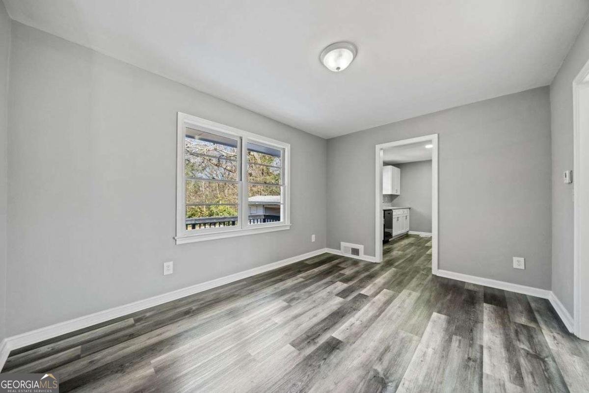 2131 BEN HILL Road Atlanta - 9