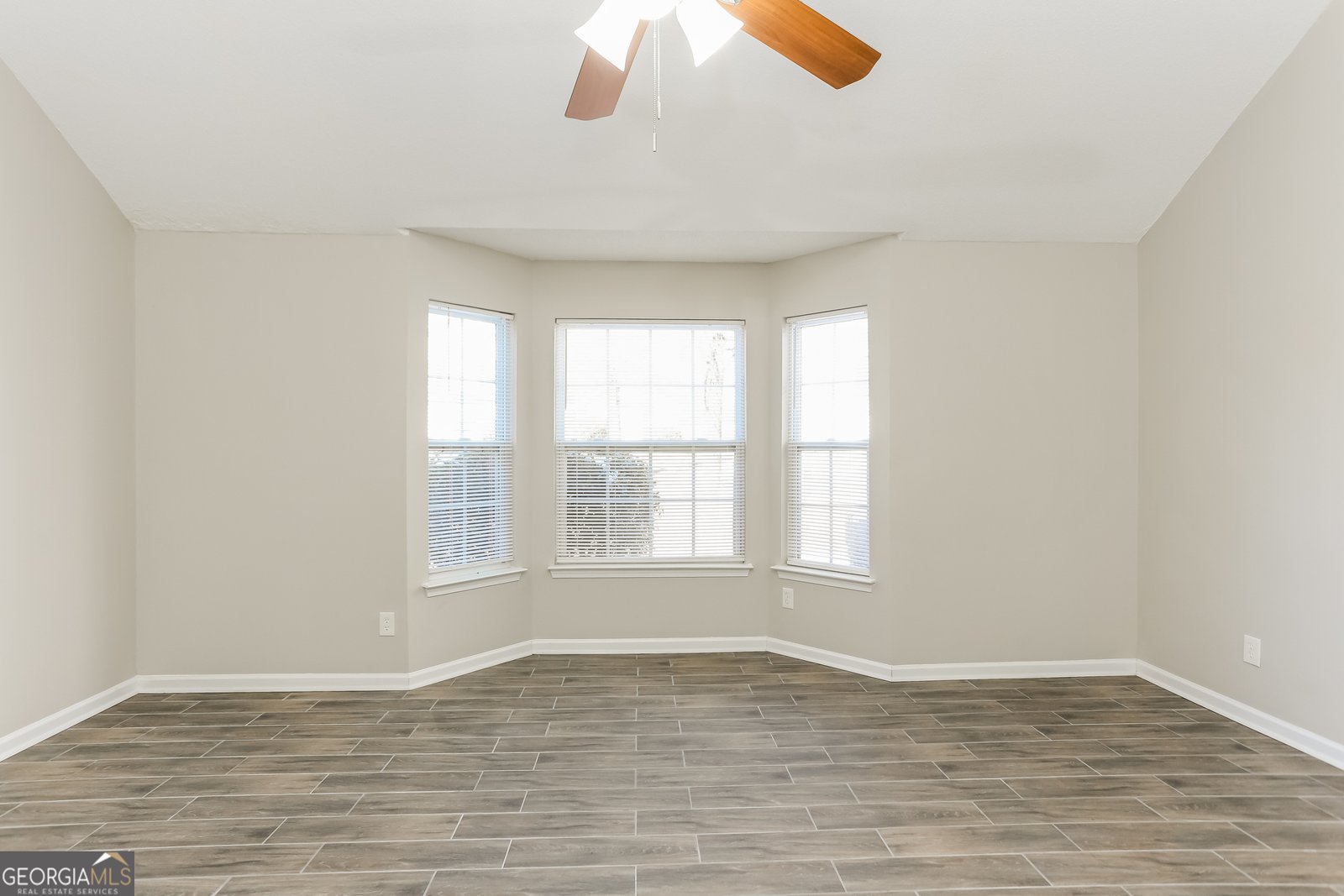 4905 Bridle Point Parkway Snellville - 1