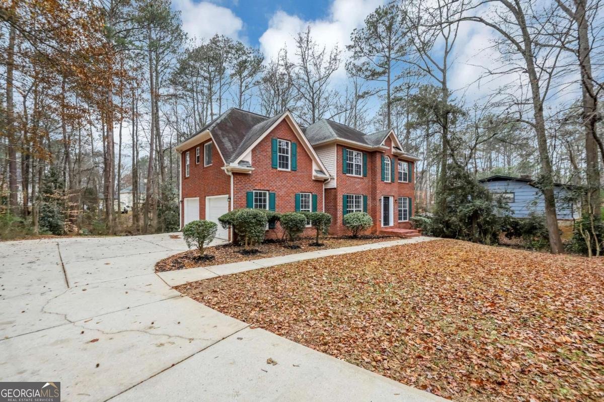 730 Pinehurst Drive Fairburn - 2