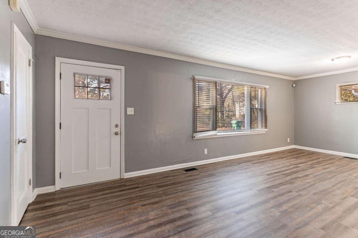 2196 Knoll Drive Decatur - 6