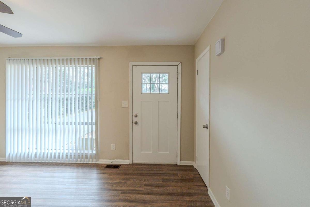 37 Delmoor Court Atlanta - 2