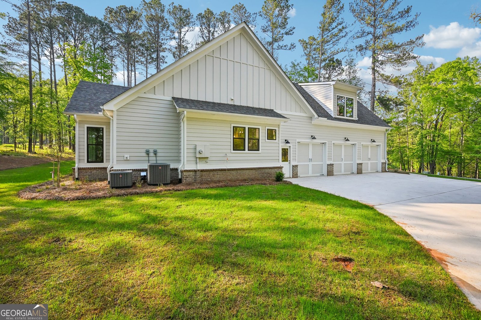 1020 Oak Valley Road Greensboro - 55