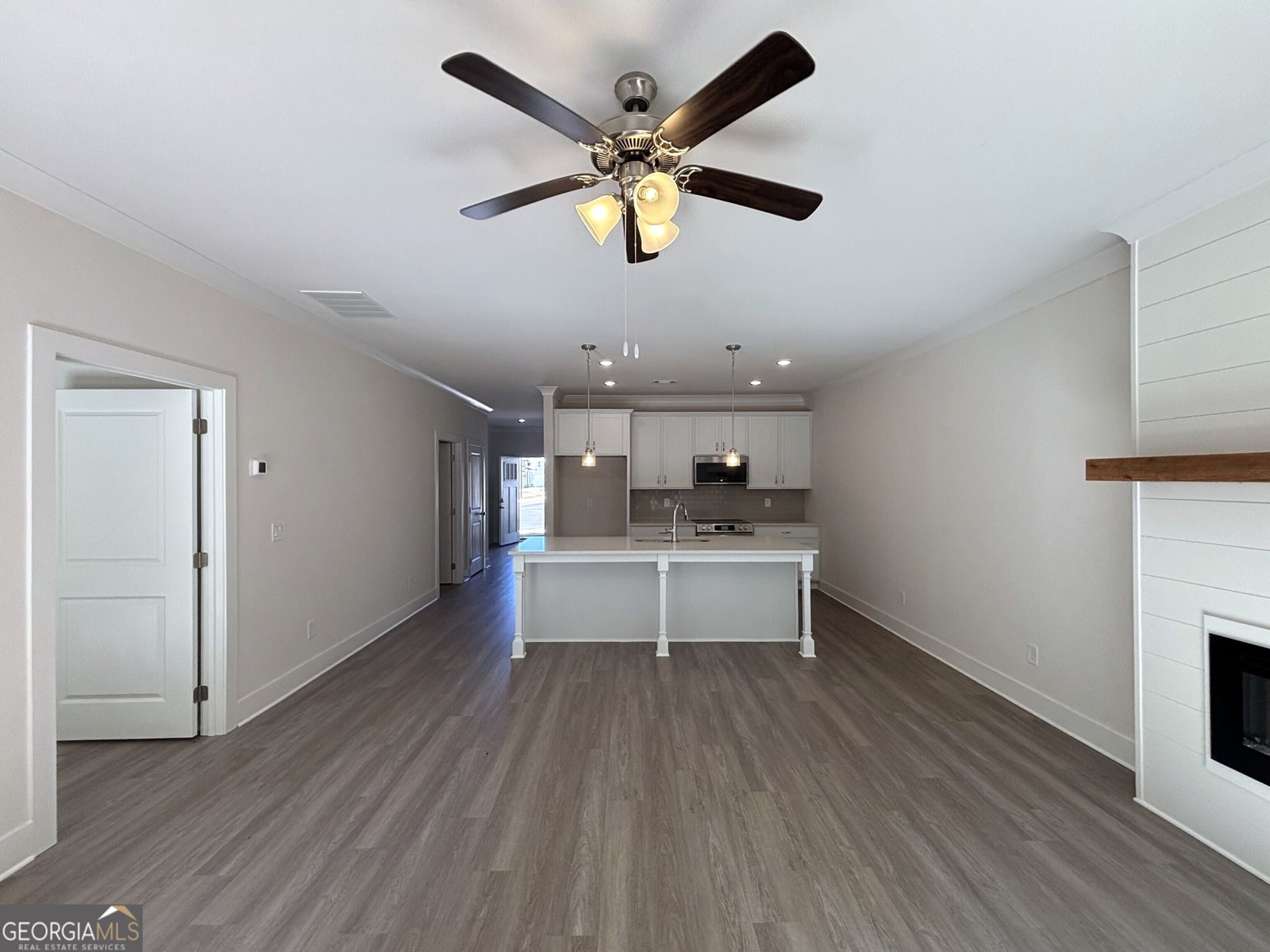 90 Village Court Cleveland - 3