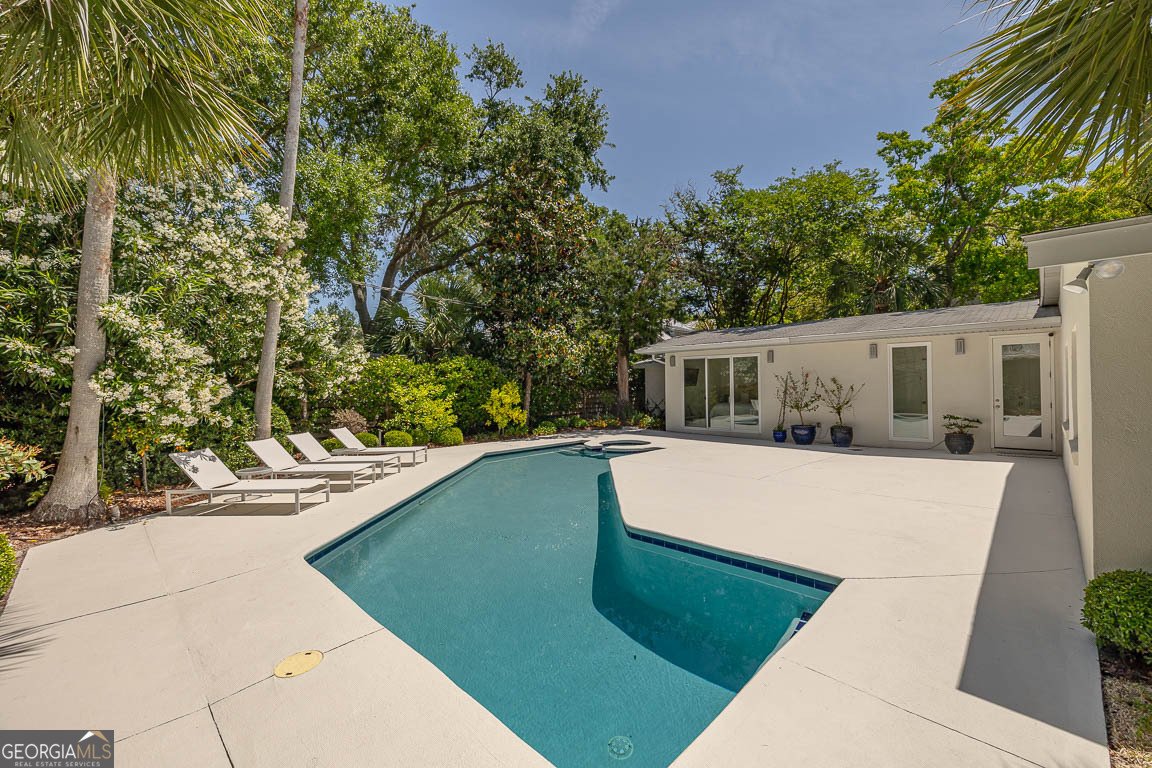 4218 Fifth Street St. Simons - 45
