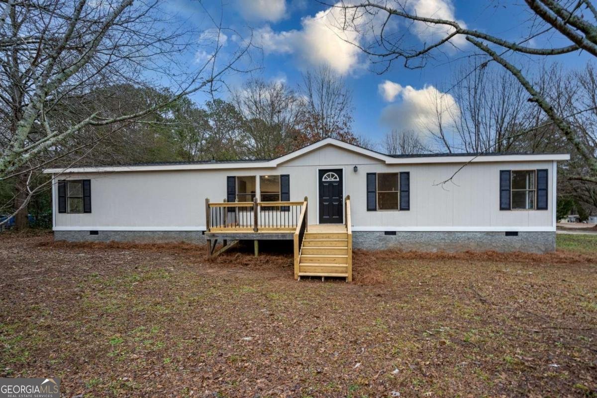 1326 Elm Circle Stockbridge - 1