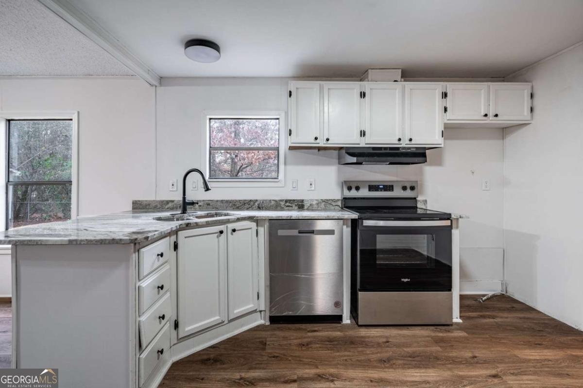 1326 Elm Circle Stockbridge - 10