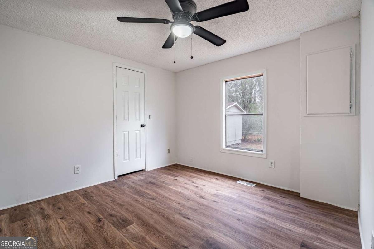 1326 Elm Circle Stockbridge - 14