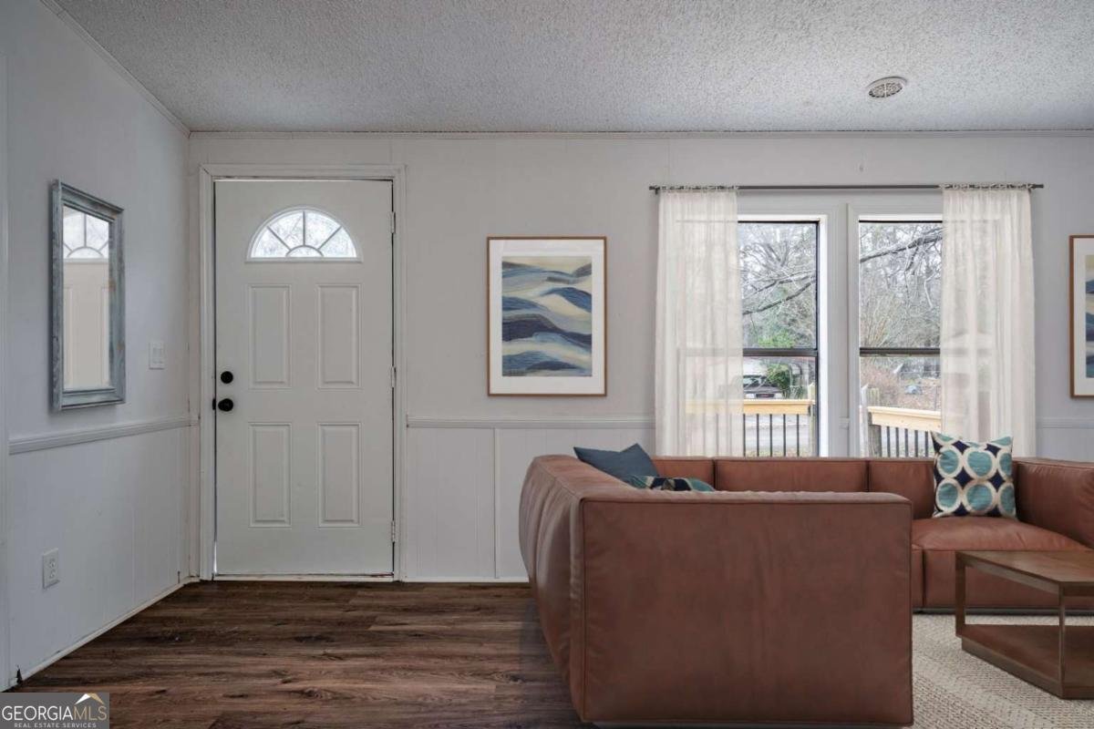 1326 Elm Circle Stockbridge - 4