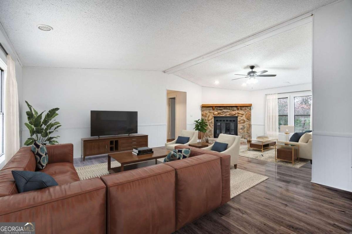 1326 Elm Circle Stockbridge - 5