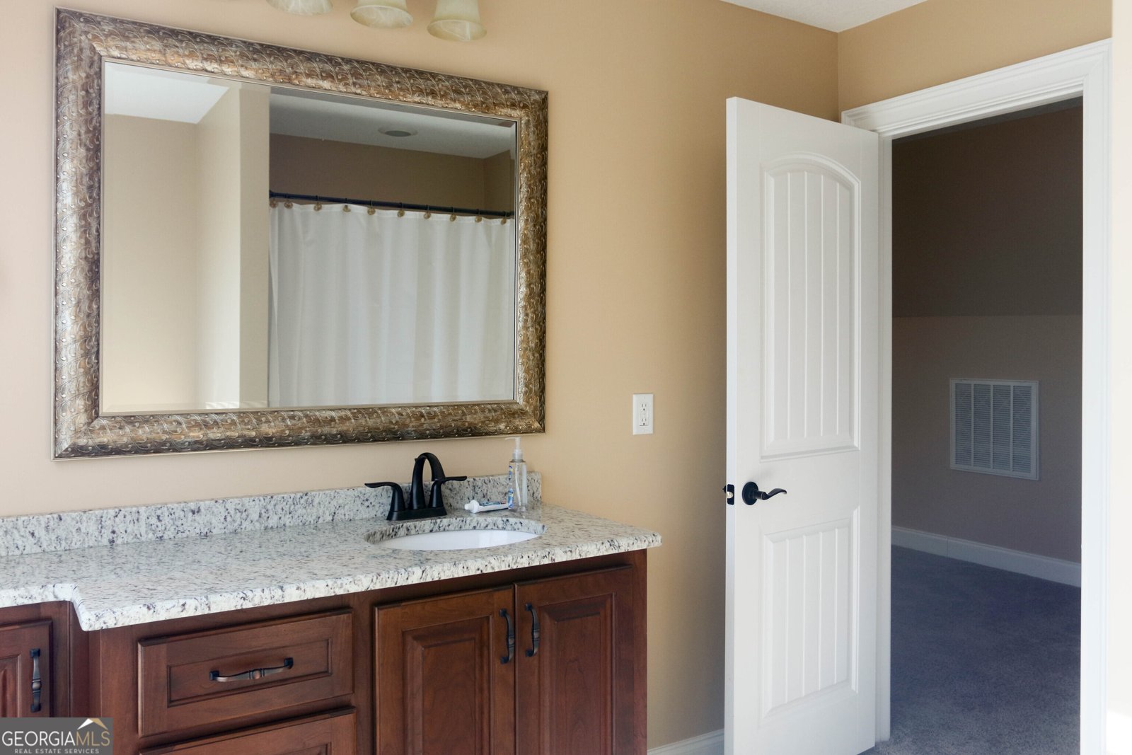 202 Stacy Lane Warner Robins - 54