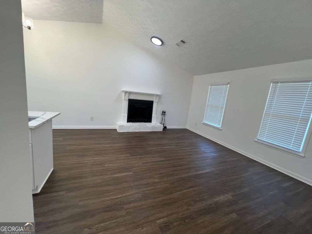 114 Jousters Lane Lawrenceville - 21