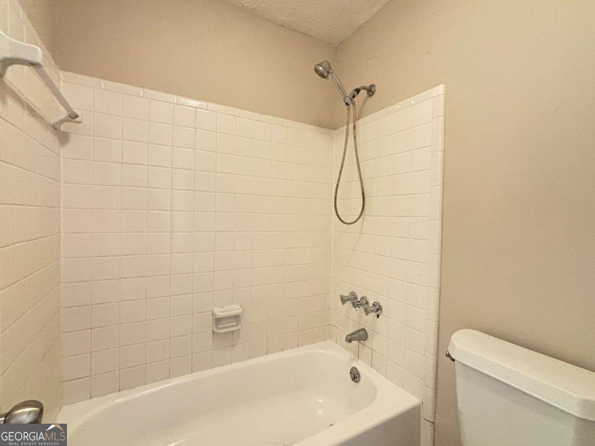 1011 Dunbar Drive Atlanta - 20
