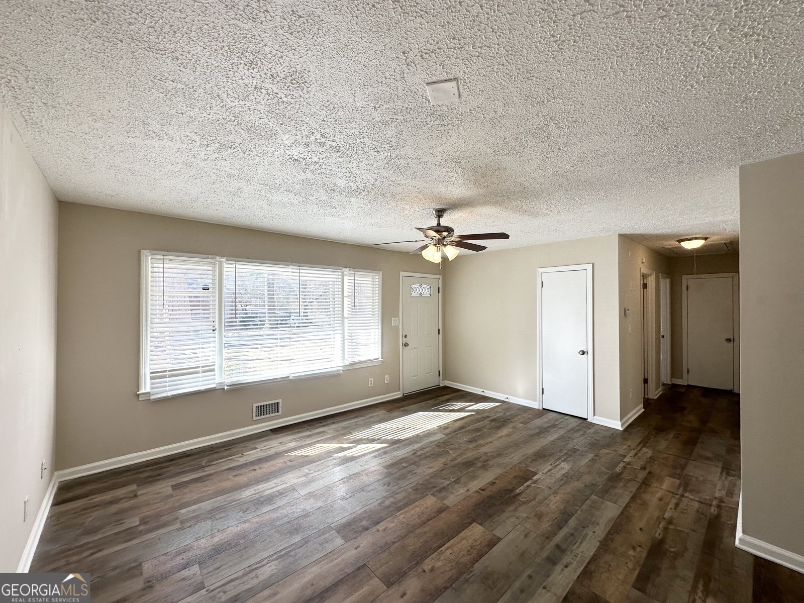 3006 Remington Street East Point - 4