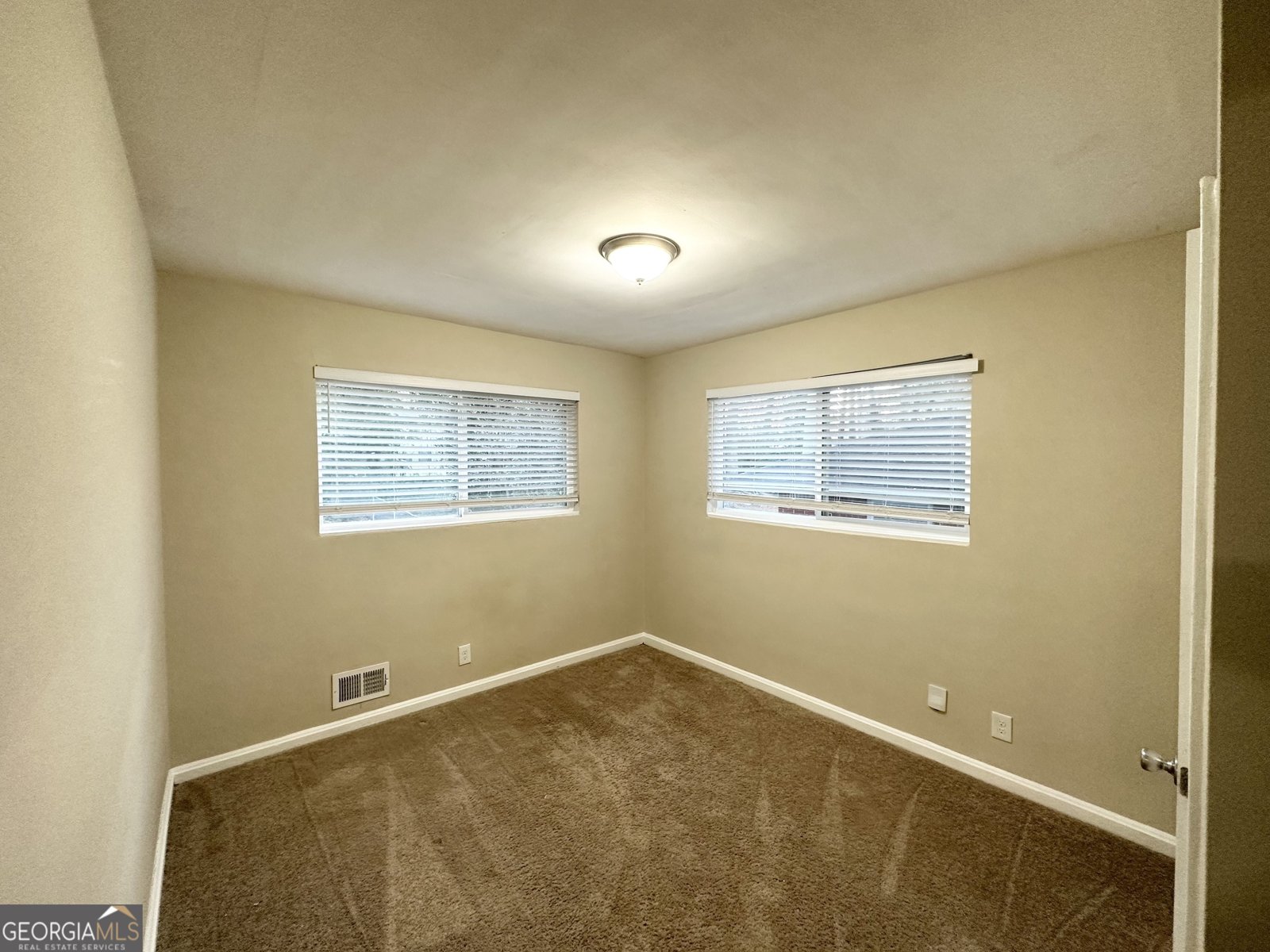 2048 Glendale Drive Decatur - 9