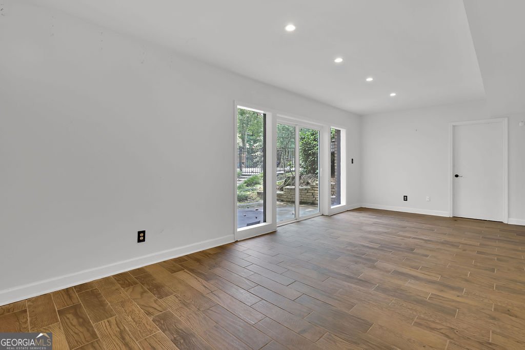 505 River Valley Road Sandy Springs - 40