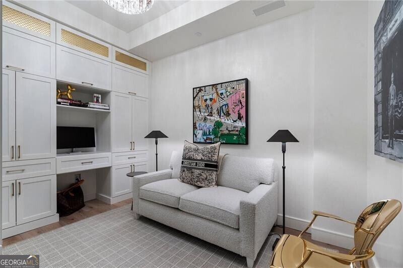 2520 Peachtree Road Atlanta - 27