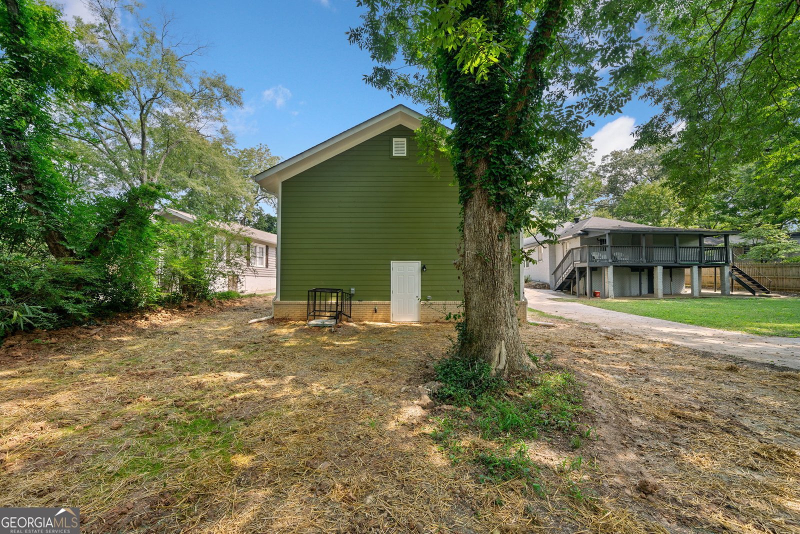 1546 Richland Road Atlanta - 44