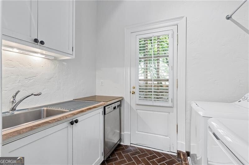 2522 Habersham Road Atlanta - 24