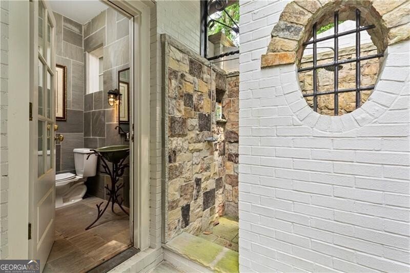 2522 Habersham Road Atlanta - 52