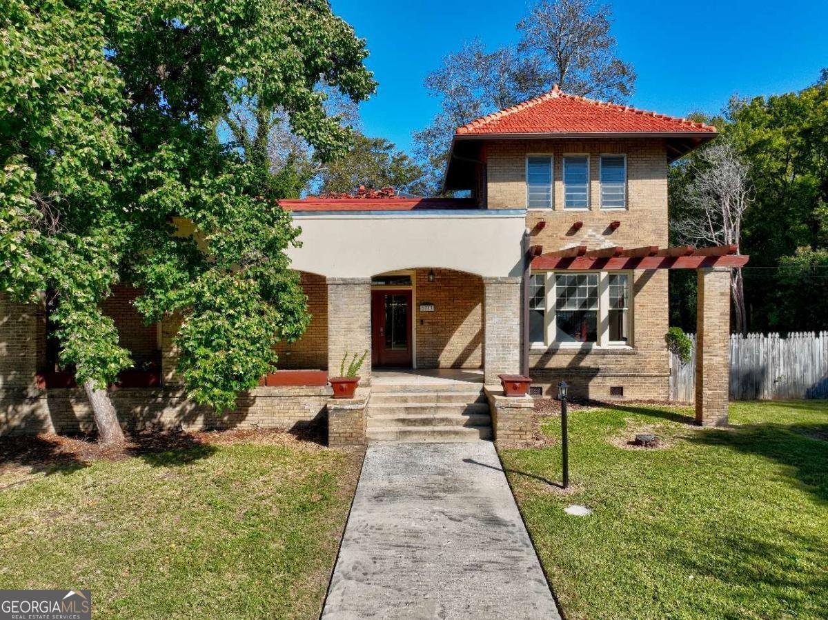 2733 Hillcrest Avenue Macon - 1