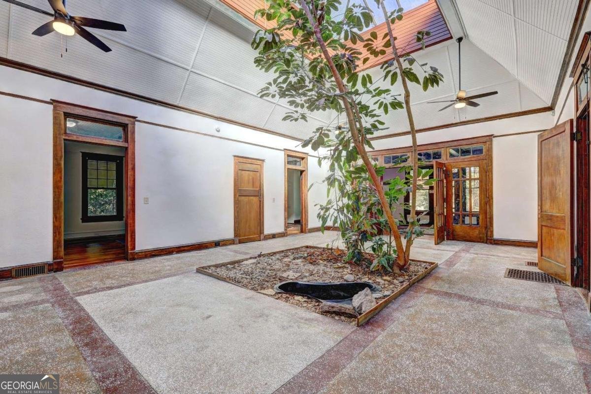 2733 Hillcrest Avenue Macon - 25