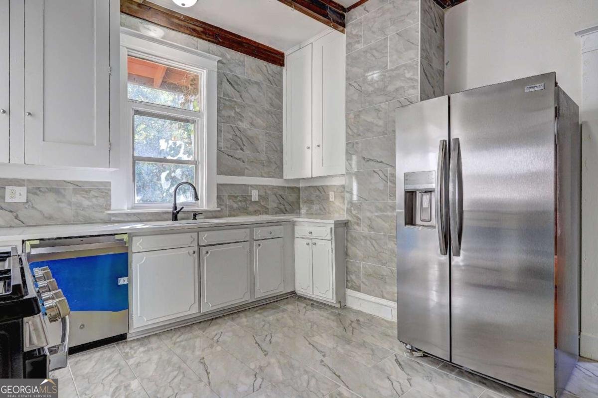 2733 Hillcrest Avenue Macon - 28