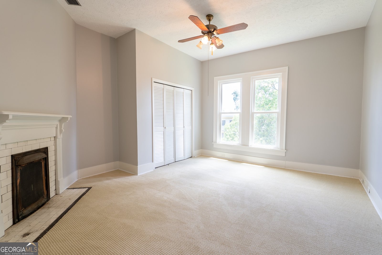 212 Hand Avenue Pelham - 32