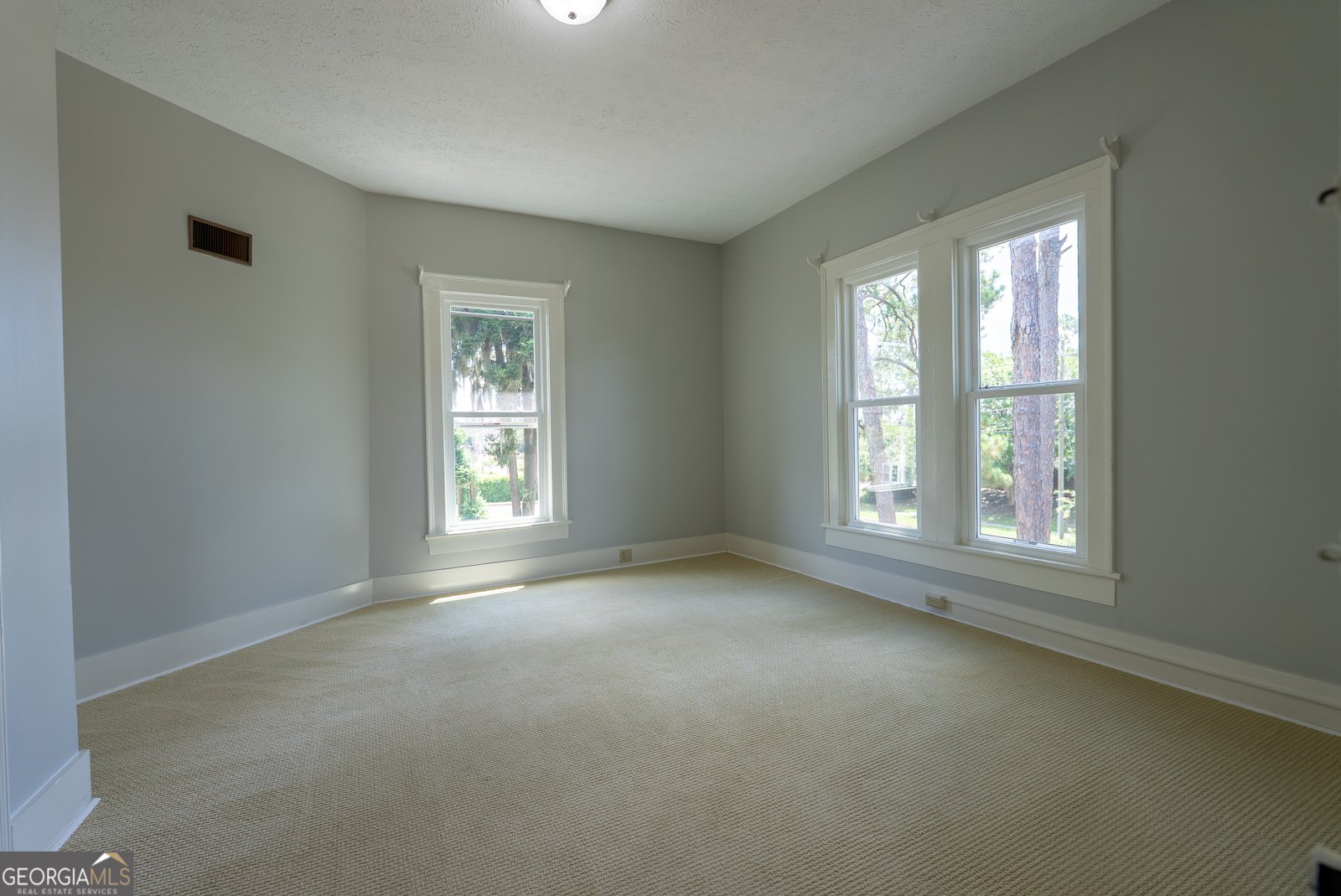212 Hand Avenue Pelham - 37