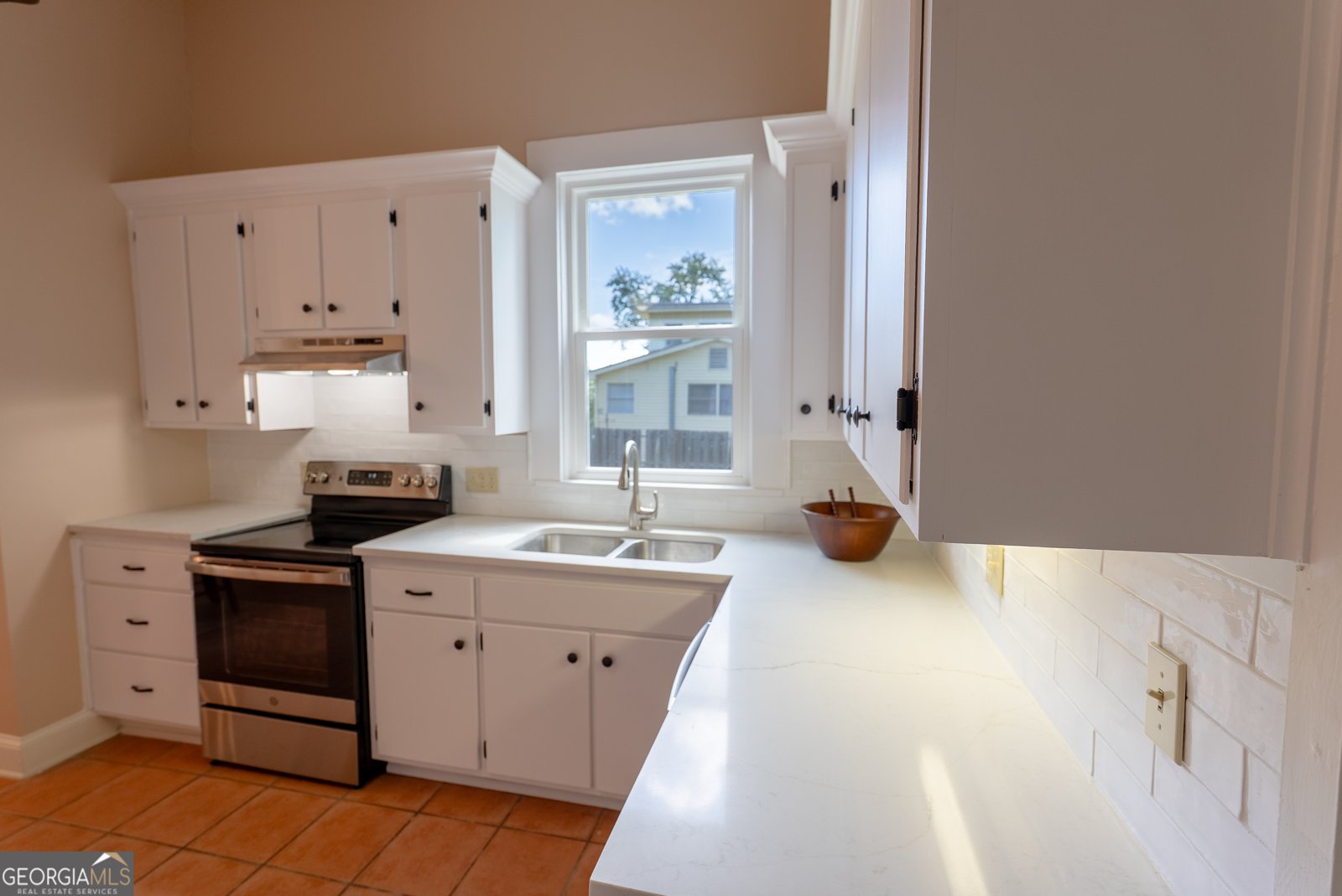 212 Hand Avenue Pelham - 63