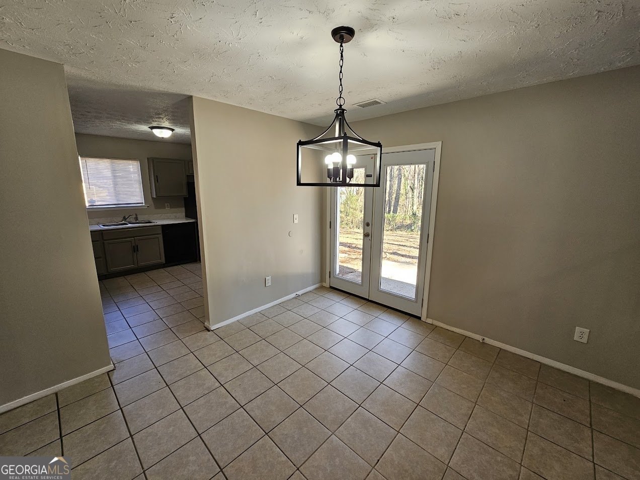 1037 Forest Path Stone Mountain - 14
