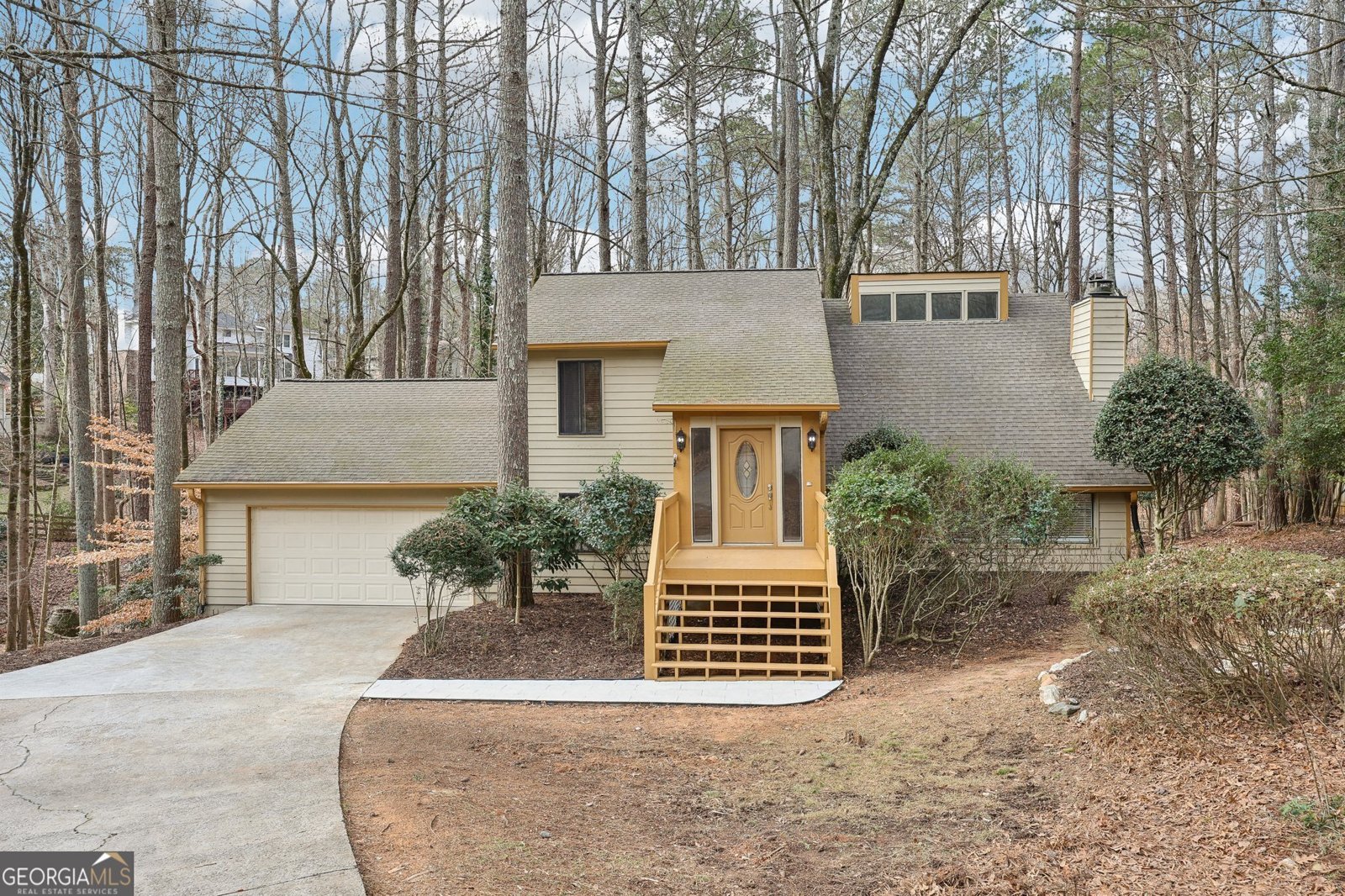 680 Branch Valley Court Roswell - 1