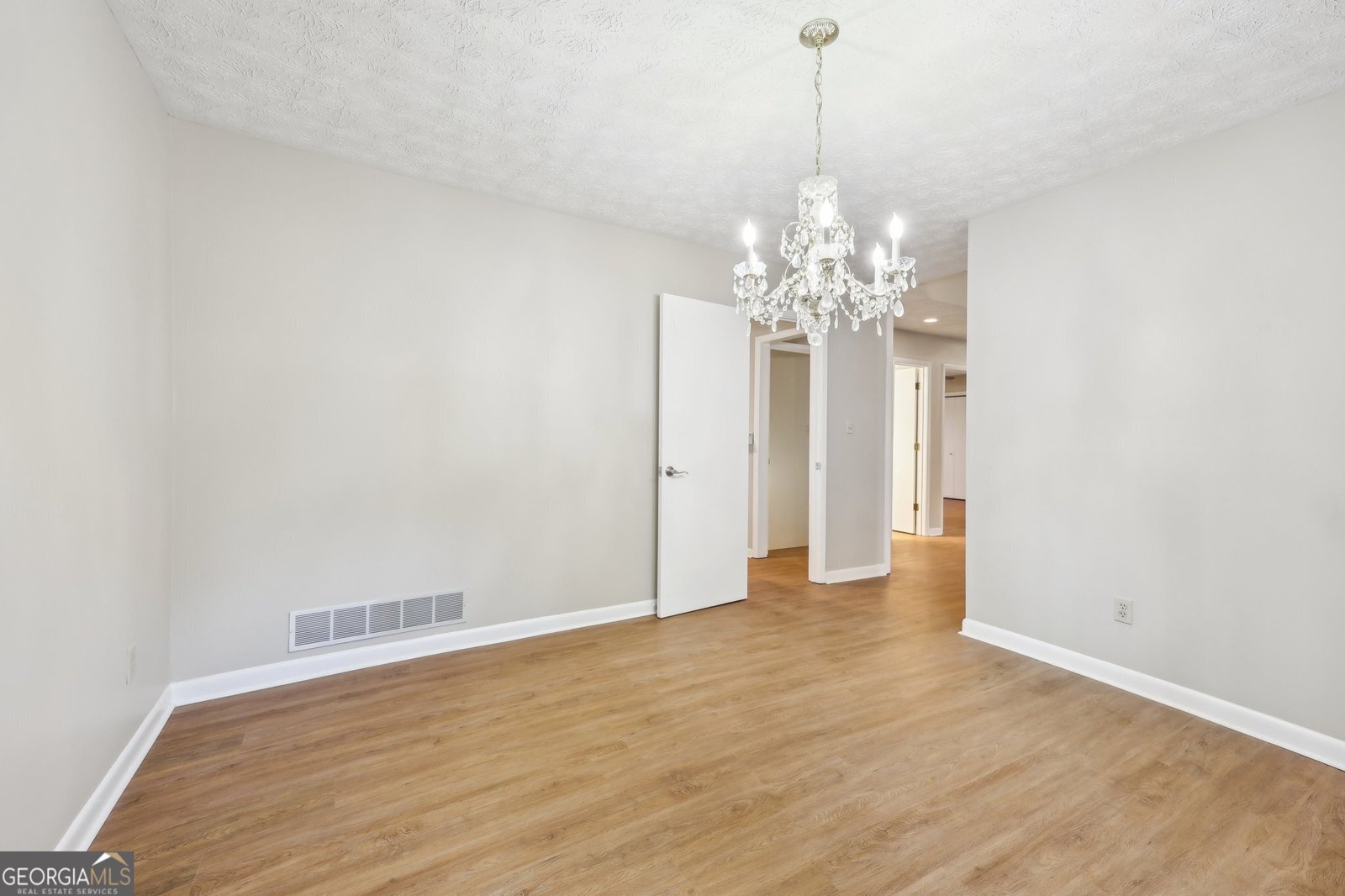 680 Branch Valley Court Roswell - 19