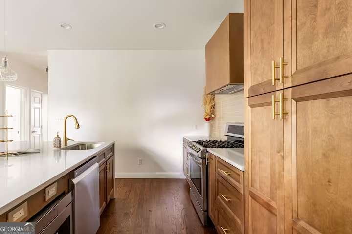 673 Windsor Street Atlanta - 6