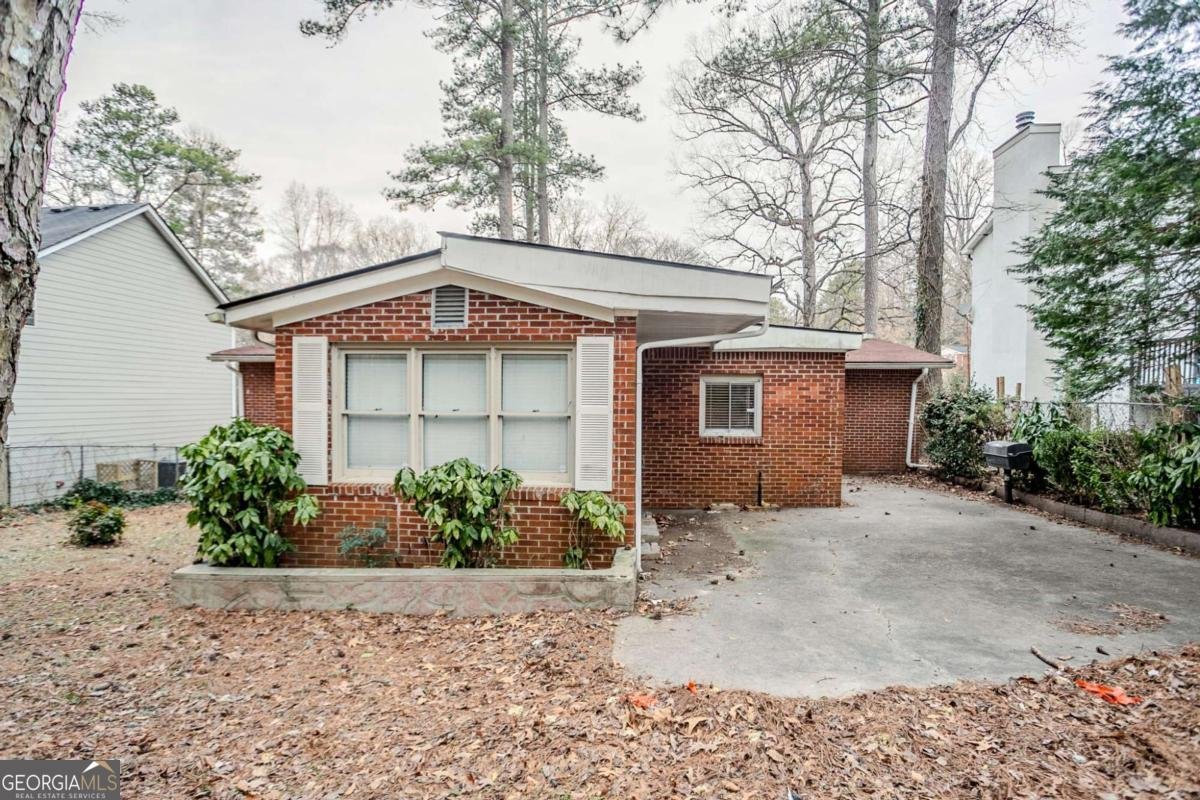 2848 Baker Ridge Drive Atlanta - 27