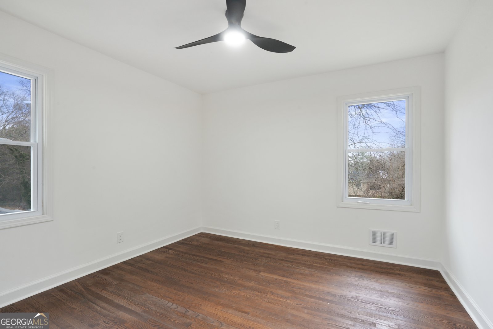 2724 Larkspur Drive Atlanta - 23