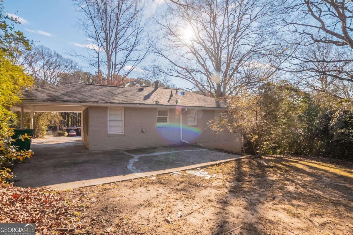 3018 Meadowview Drive Atlanta - 27