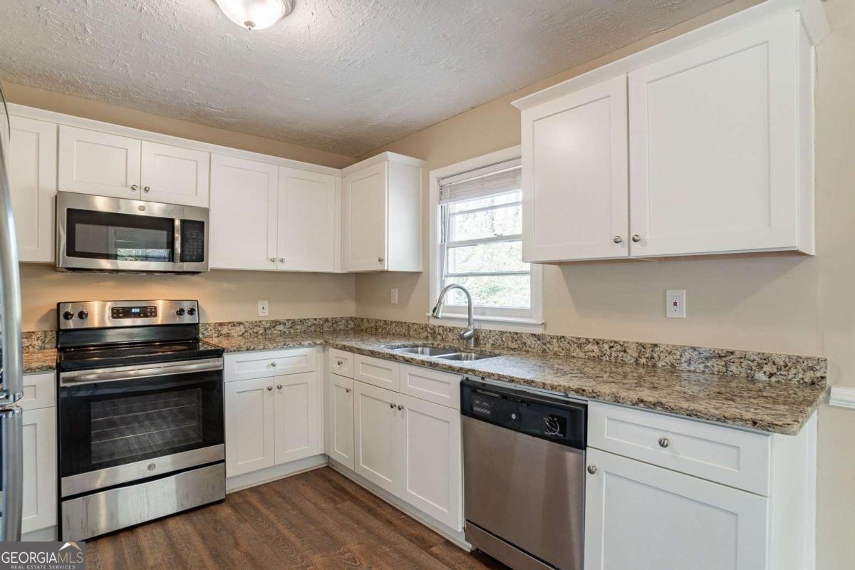 3018 Meadowview Drive Atlanta - 5