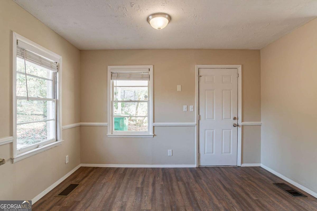 3018 Meadowview Drive Atlanta - 8