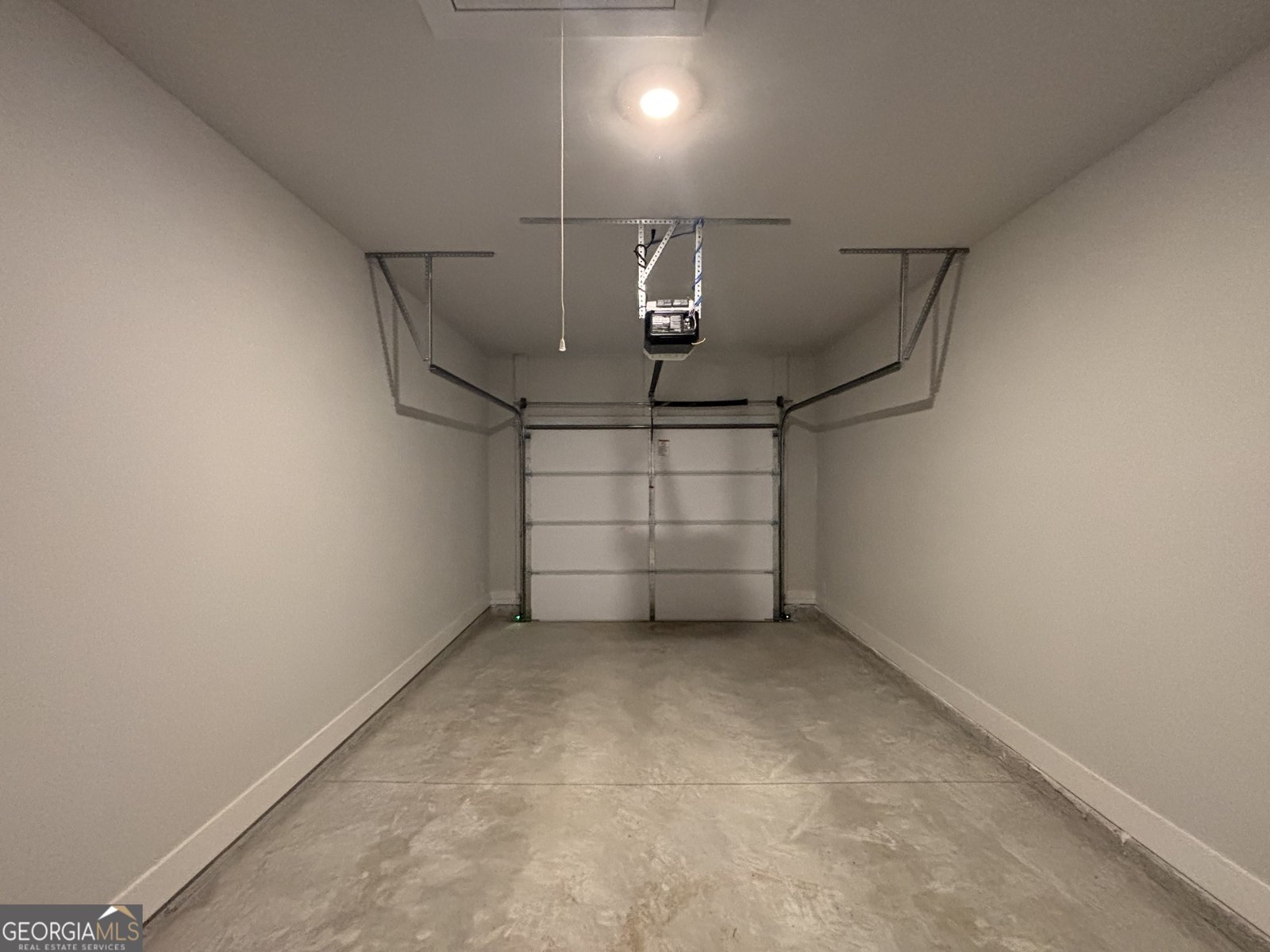 28 Village Court Cleveland - 21