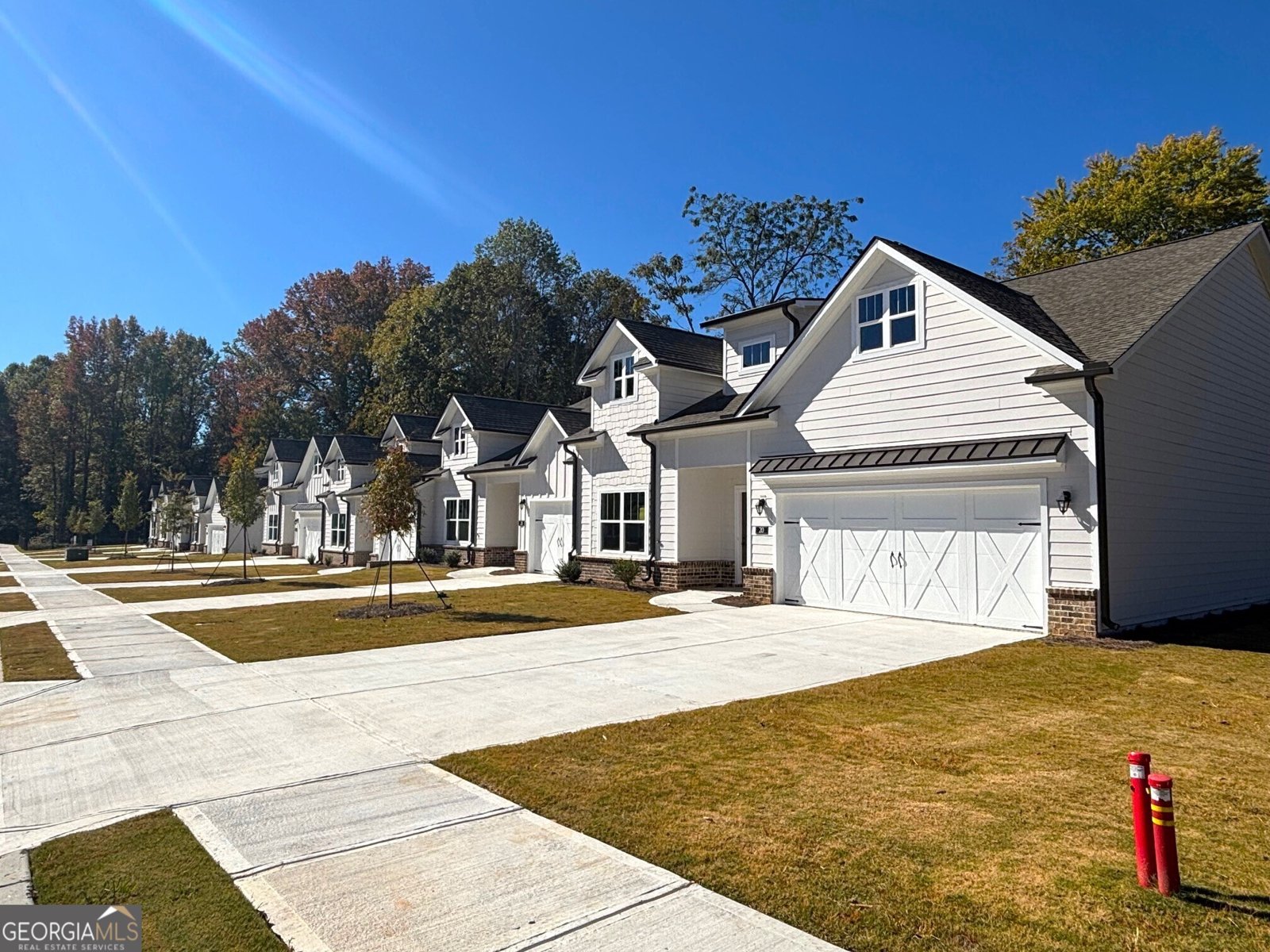 28 Village Court Cleveland - 4