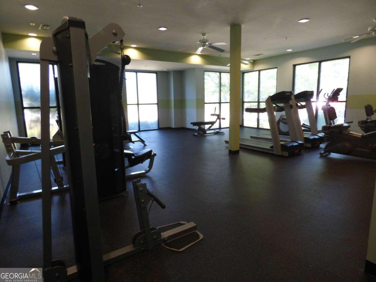 870 Mayson Turner Road Atlanta - 23