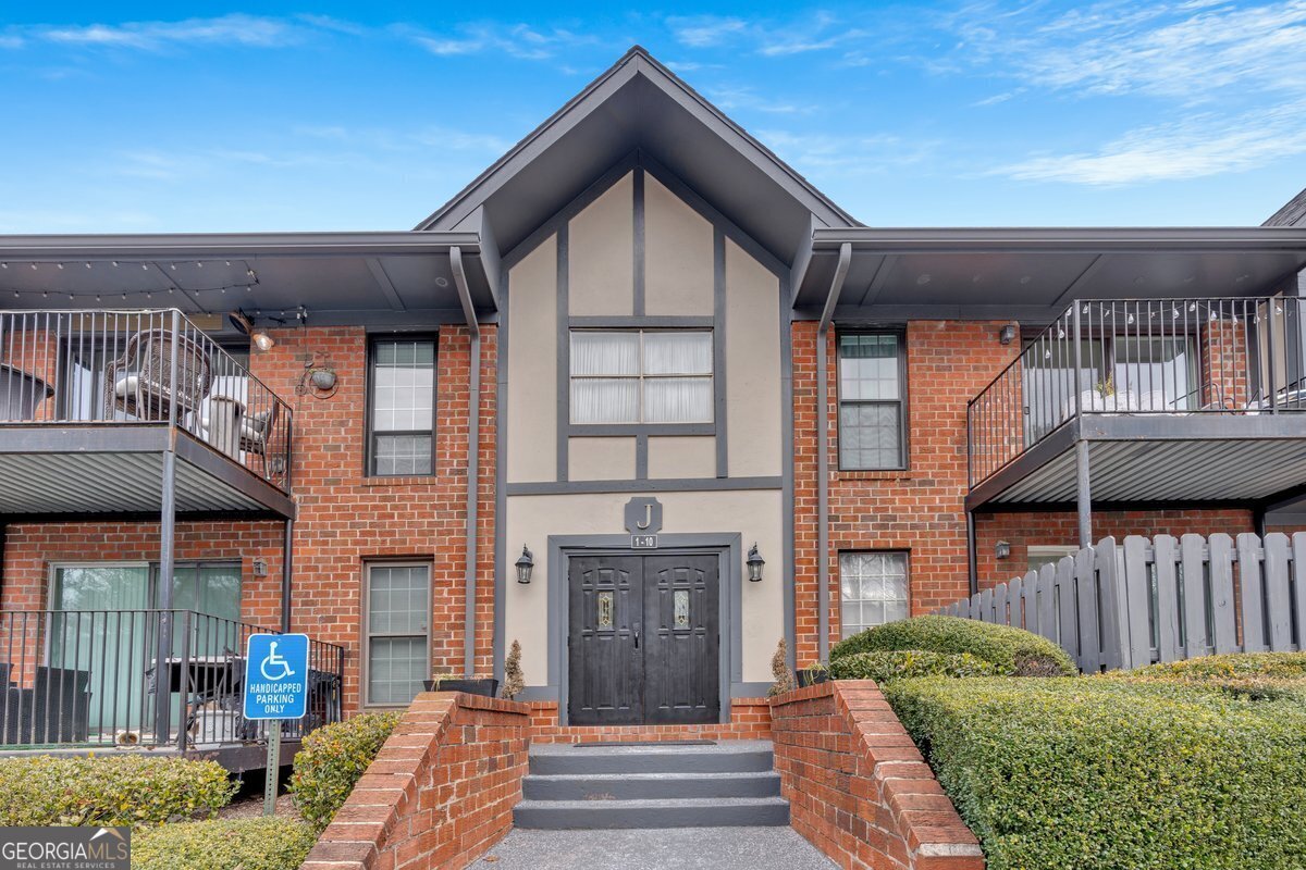 6851 Roswell Road Atlanta - 30