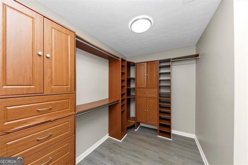 2114 BLACK OAK Lane Ellenwood - 36