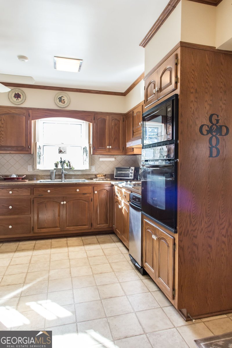 1601 Danora Drive Waycross - 23